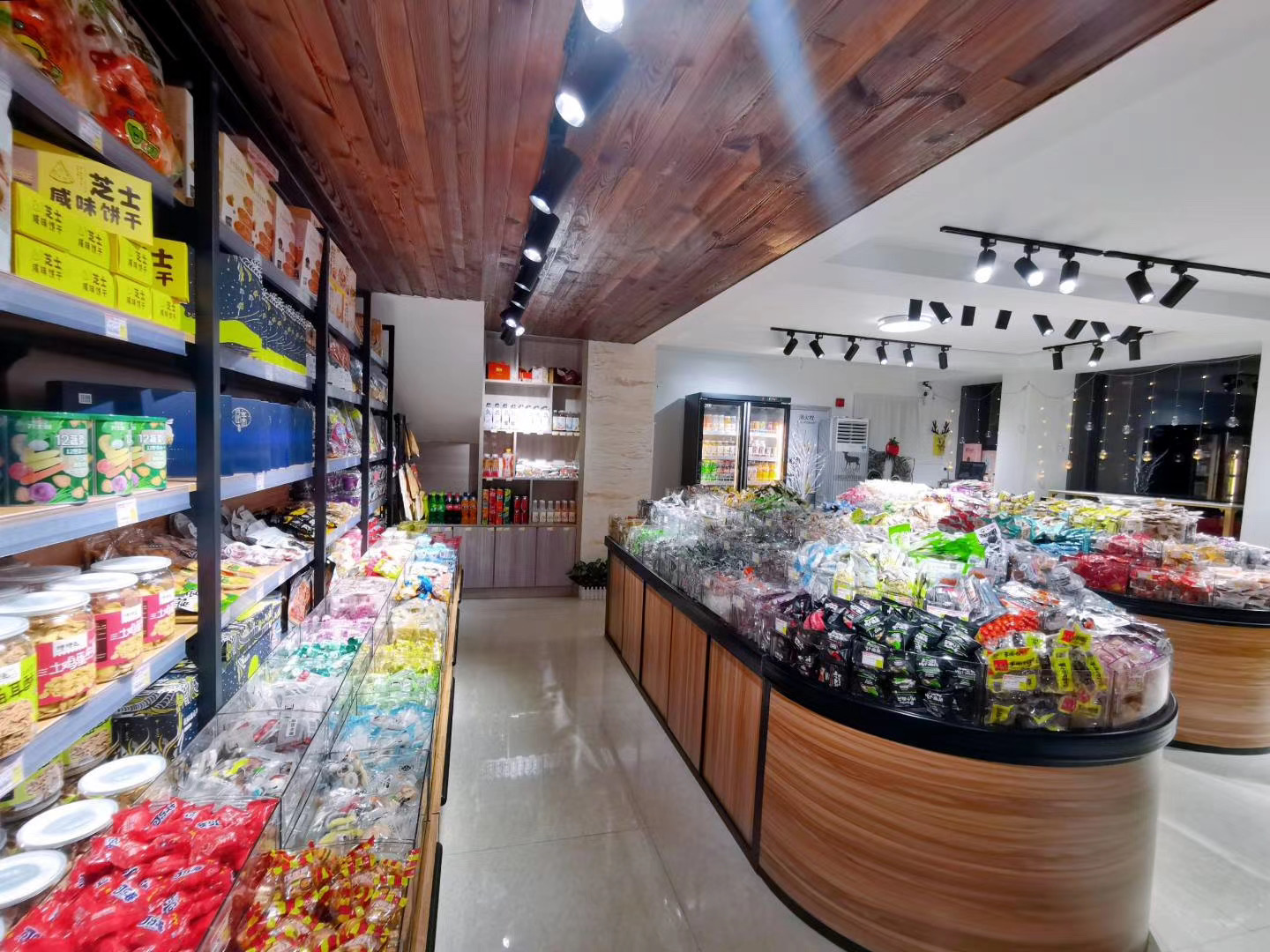 开零食店的关键？这篇文章总结到位了